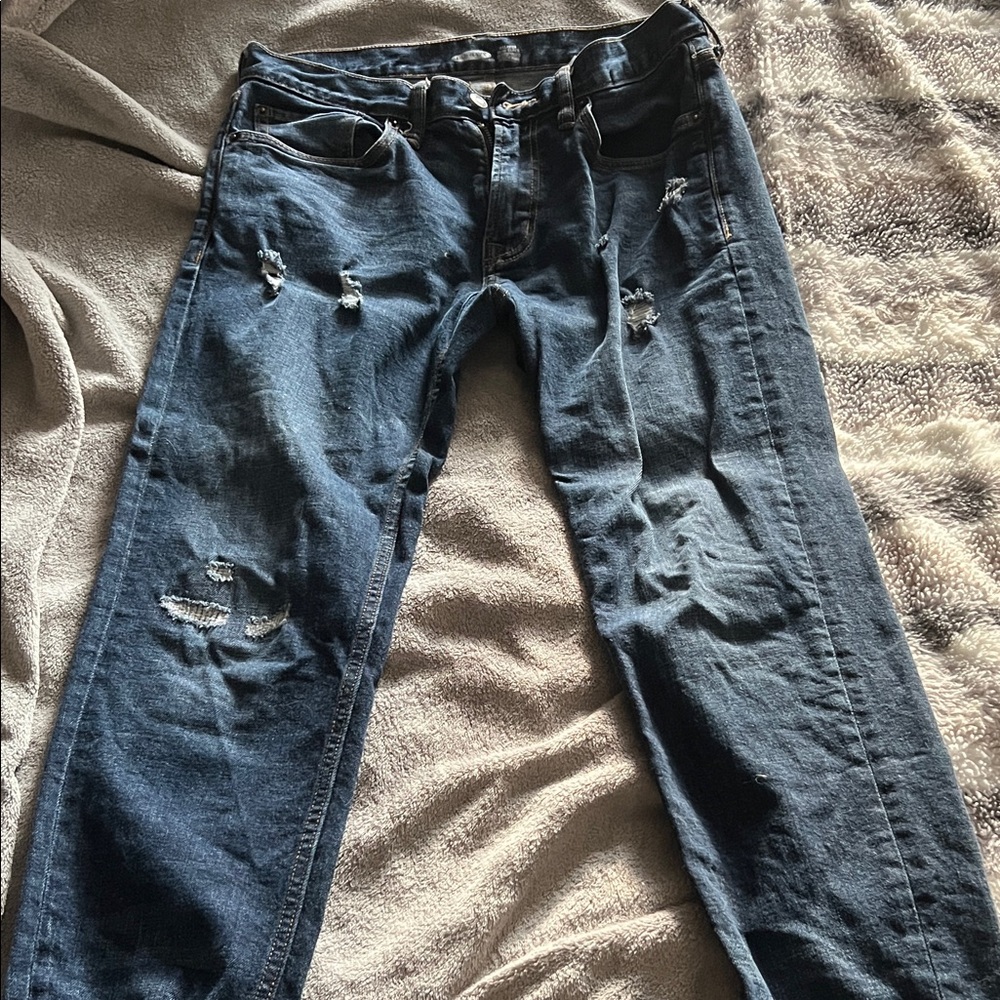 Old Navy Mens ripped jeans